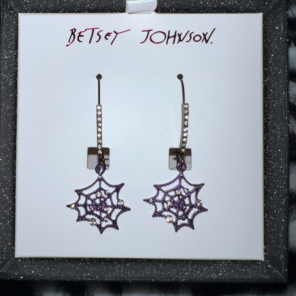 NEW BETSEY JOHNSON Spider Web
Earrings Crystal Bling Sparkle in Box